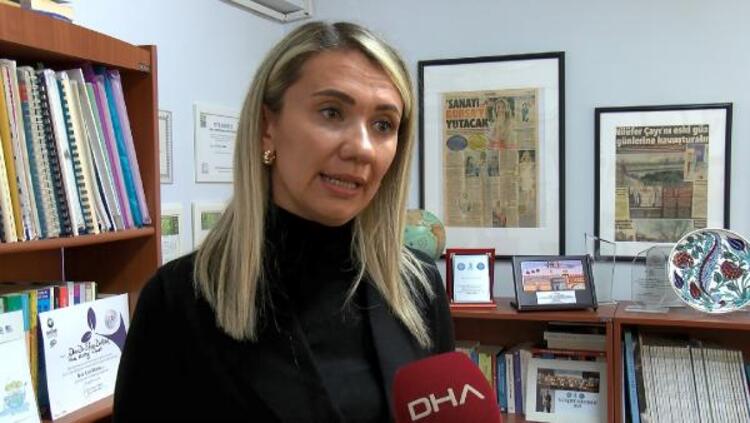 Adım adım geri çekiliyor: Kayıkların geçtiği köprünün altı park alanı oldu 3