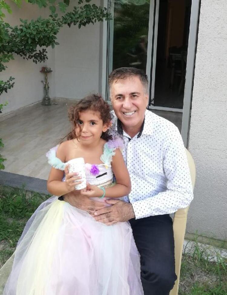 Depremde kızı ve torununa ulaşılamayan dededen acı dolu sözler: 'En azından bir parmağı çıksın, ona bile razıyız' 18