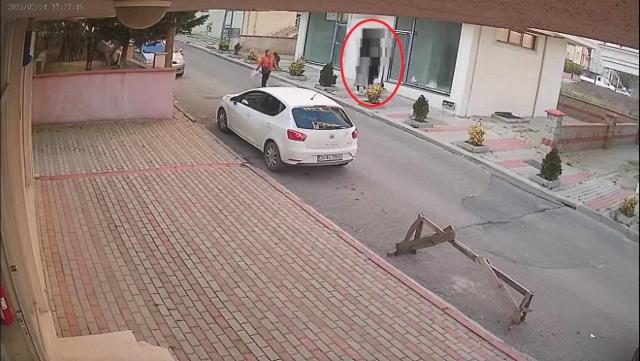 altin-kizlar-baltayi-tasa-vurdu-8-milyonluk-2-15684525_o