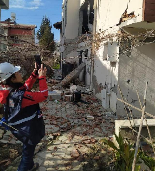 depremler-sonrasi-uzmanlardan-sili-formulu-15685710_3131_m