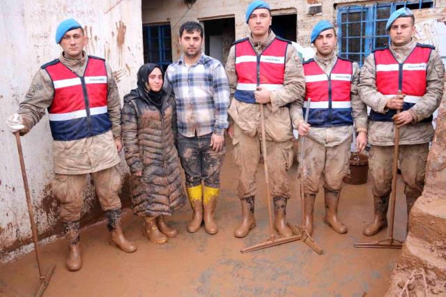 genc-kizin-evlilik-hayalleri-sele-kapildi-4-15704234_o