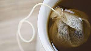 Hababam Sınıfı'nın Kıvırcık Ömer'i tahta sandalye yapıp satıyor! Eski halinden eser yok...  4