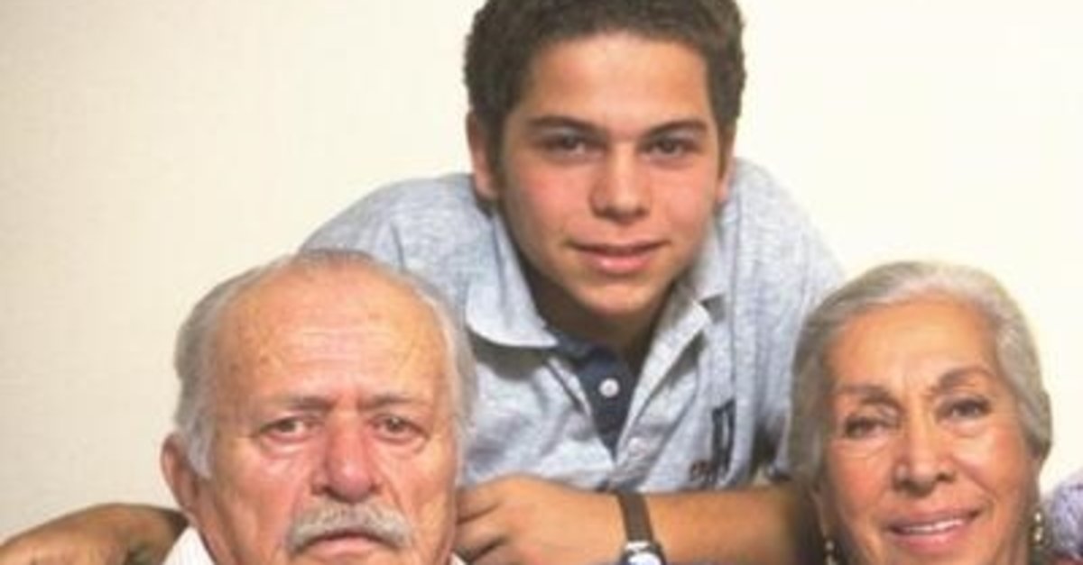 Herkes onu Bizimkiler'in Ali'si olarak biliyor... Atılay Uluışık’ı görenler şoke oldu! 5