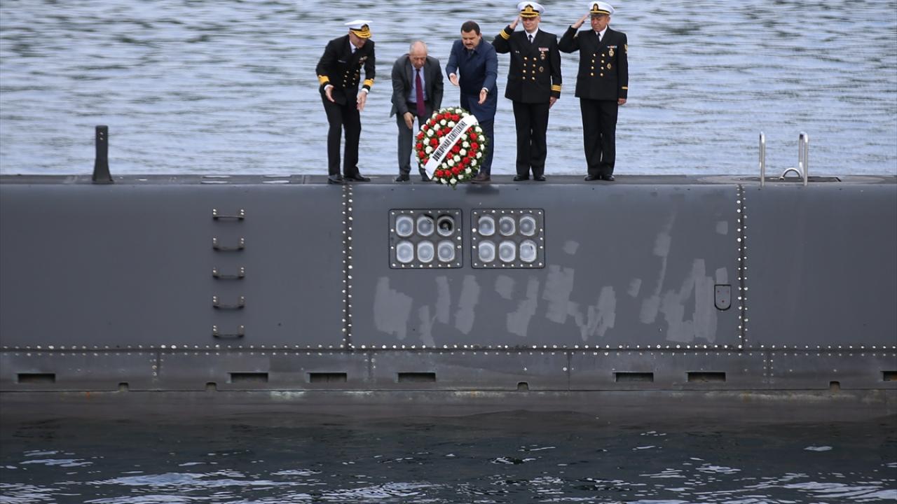 Çanakkale'de Dumlupınar Denizaltısı şehitleri anıldı 1