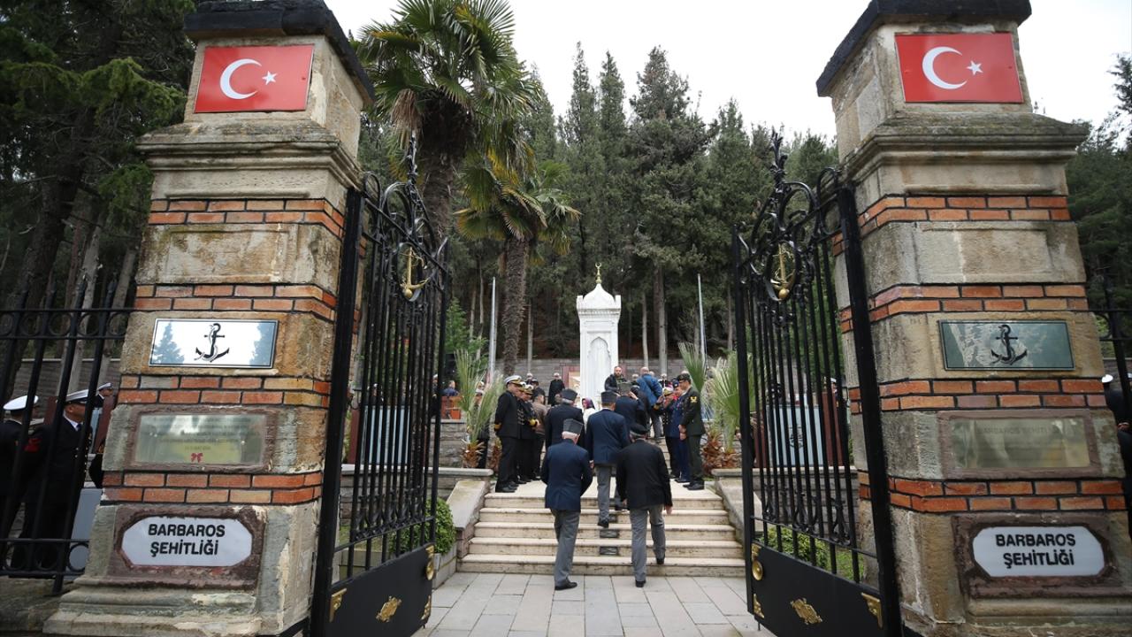 Çanakkale'de Dumlupınar Denizaltısı şehitleri anıldı 12