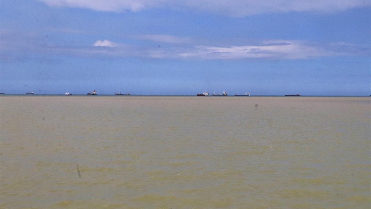 Samsun'da metrekareye 70 kilogram yağış: Denizin rengi değişti 3