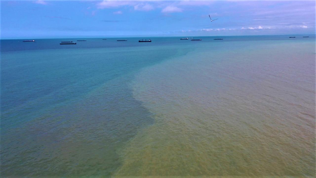 Samsun'da metrekareye 70 kilogram yağış: Denizin rengi değişti 7