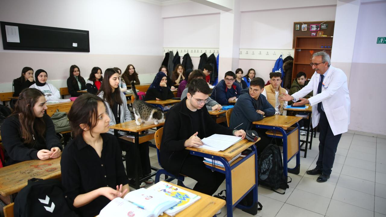 Öğrencilerin hayata döndürdüğü "Sempatik" okulun maskotu oldu 9