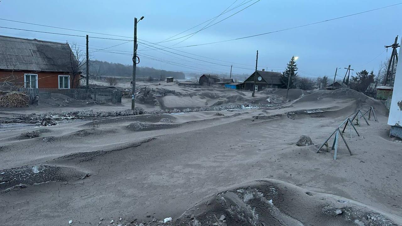 Shiveluch Yanardağı patladı: 60 yılın en büyük kül istilası 19