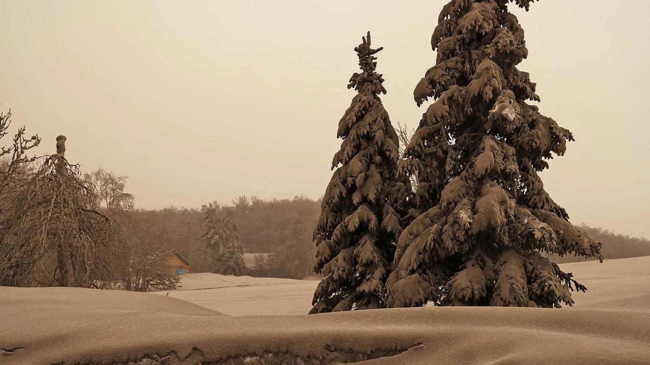 Shiveluch Yanardağı patladı: 60 yılın en büyük kül istilası 7
