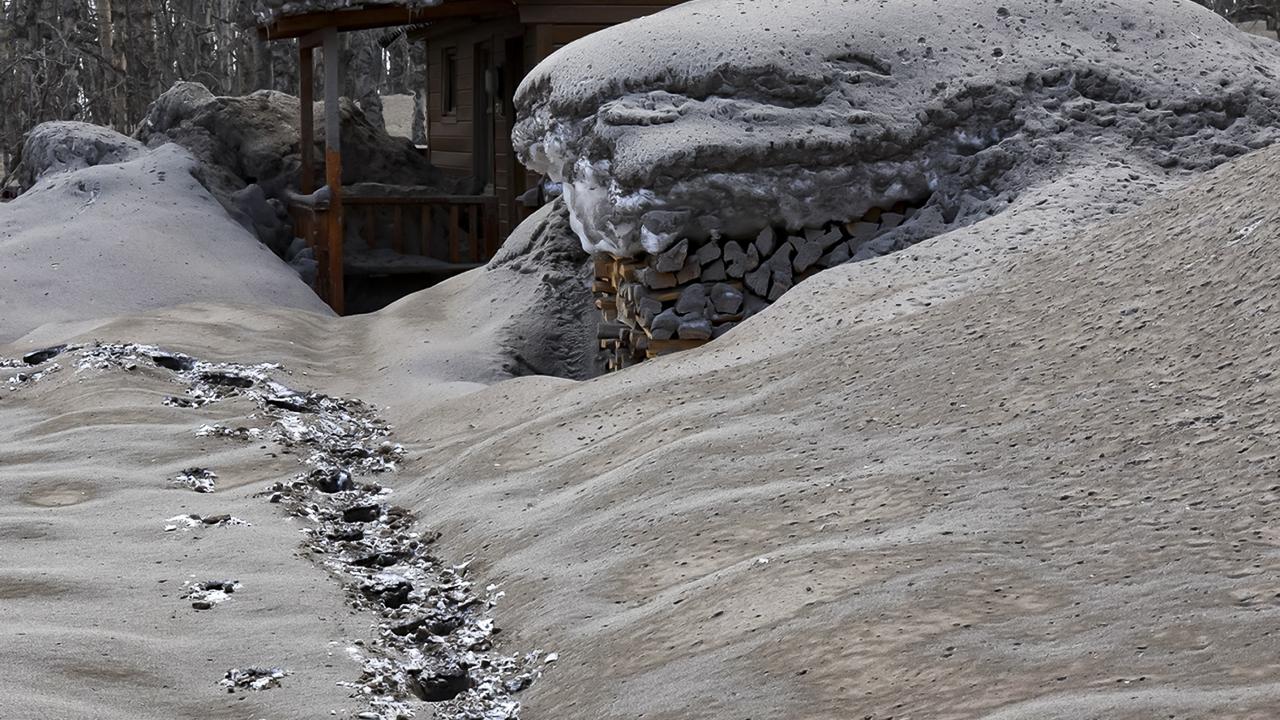 Shiveluch Yanardağı patladı: 60 yılın en büyük kül istilası 5