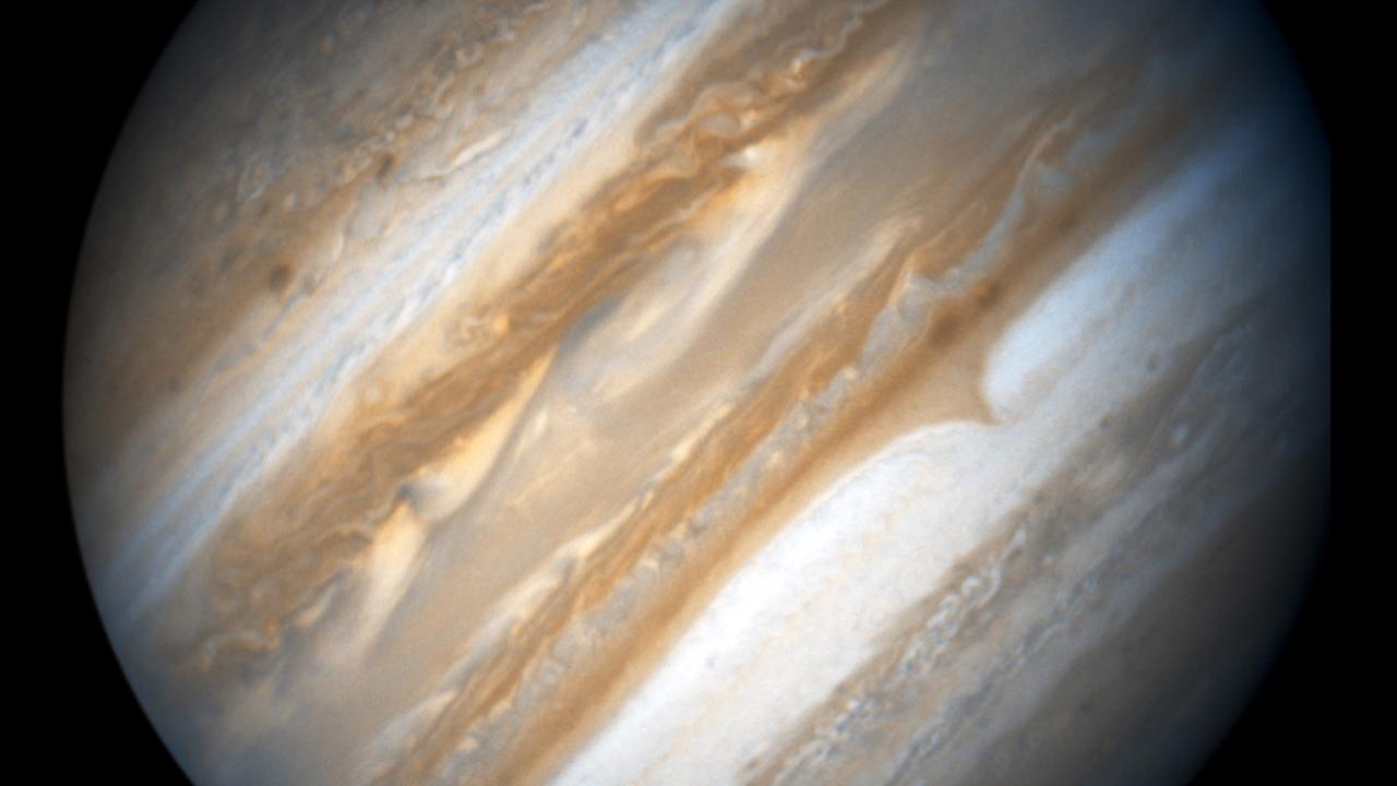 Jüpiter'e 8 yıllık yolculuk başladı 1