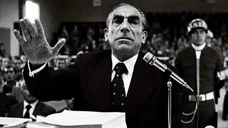 Ülkücü Hareketin lideri: Alparslan Türkeş 12