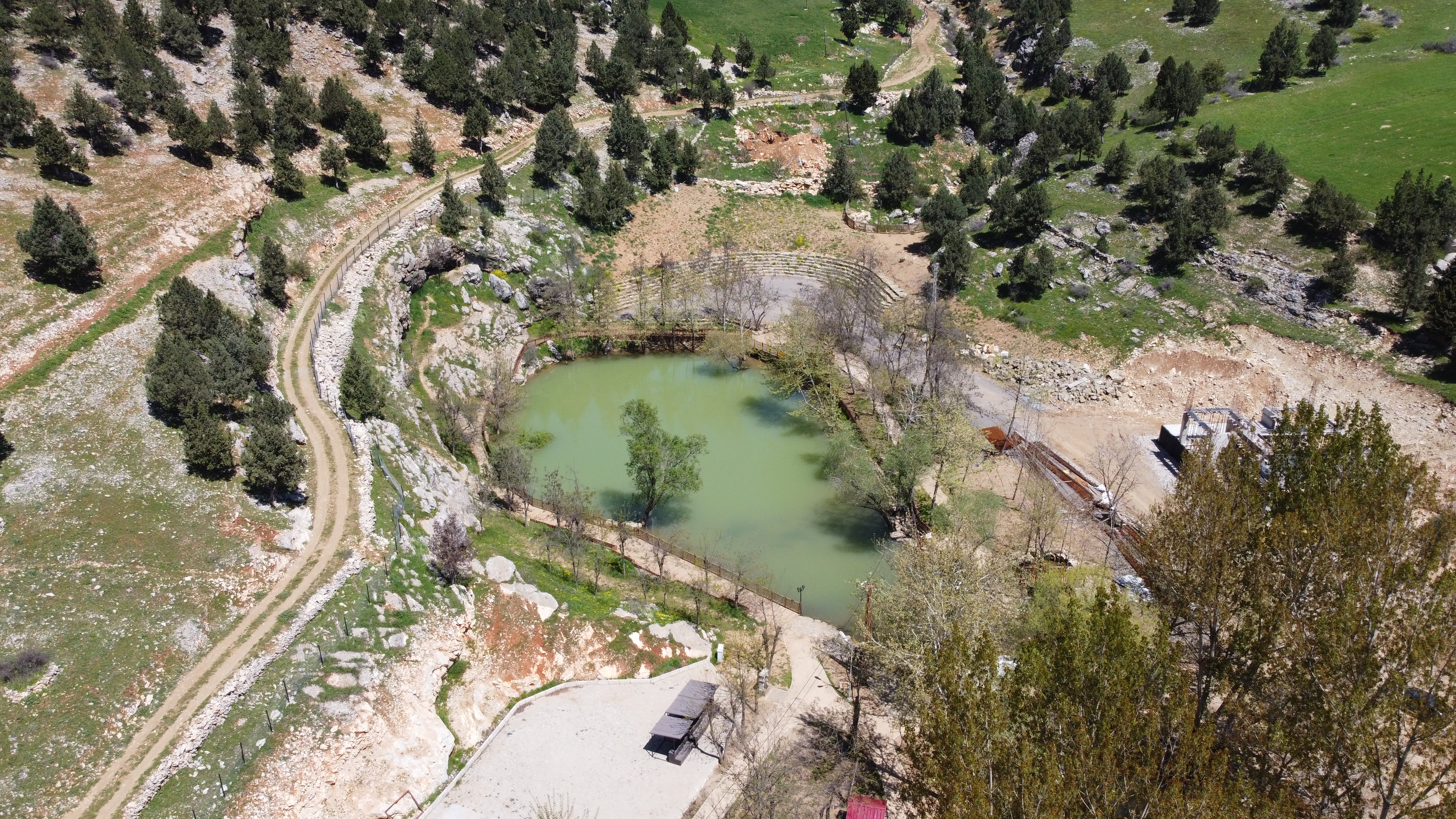 Görenler baktıkça üzülüyordu... Yeşilgöz Gölü eski haline dönüyor 9