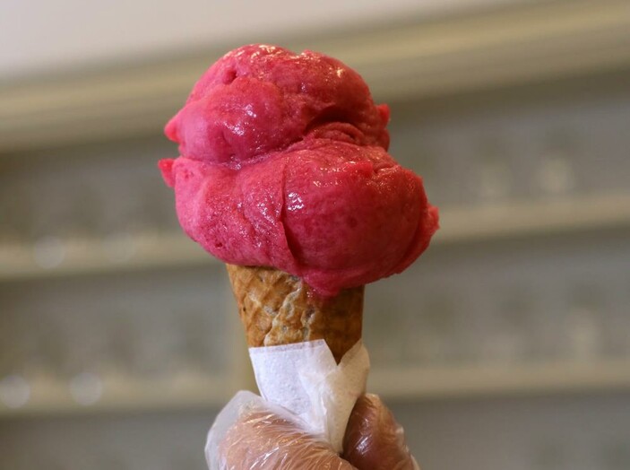 Adanalılar bunu da üretti: Kebapların vazgeçilmesi acılı şalgam dondurma oldu 3