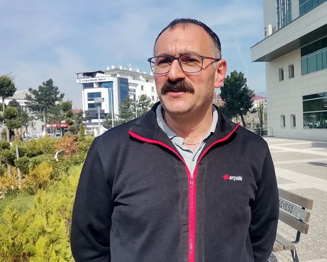 adi-ve-soyadi-yuzunden-basi-dertte-olan-vatandas-15824006_7926_m