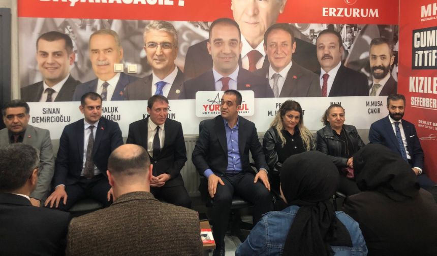 İP'de istifa depremi! MHP’ye katıldı... 8