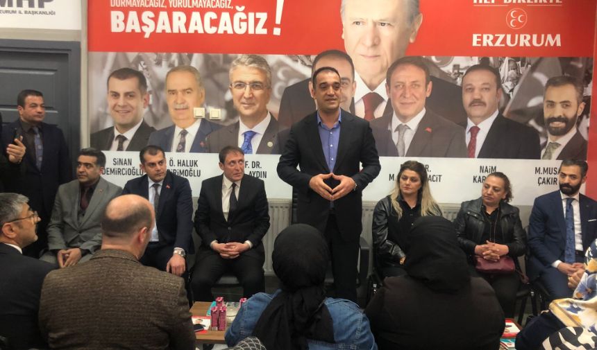 İP'de istifa depremi! MHP’ye katıldı... 7