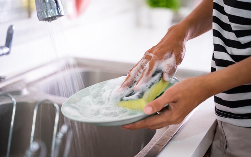 Canan Karatay’ın sinirlerini oynatan ölümcül hata! Sakın mutfakta yeniden kullanmayın 2