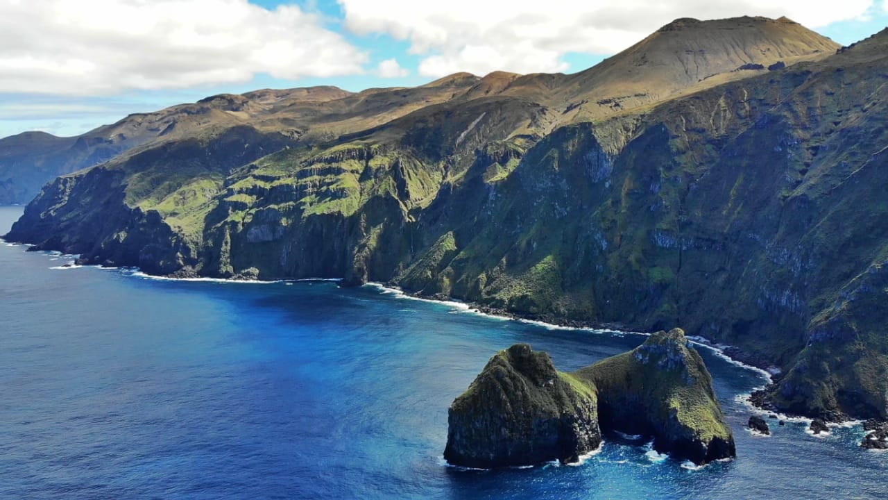 Dünyanın en ücra yerlerinden Gough Adası’nda çalışacak biri aranıyor 2