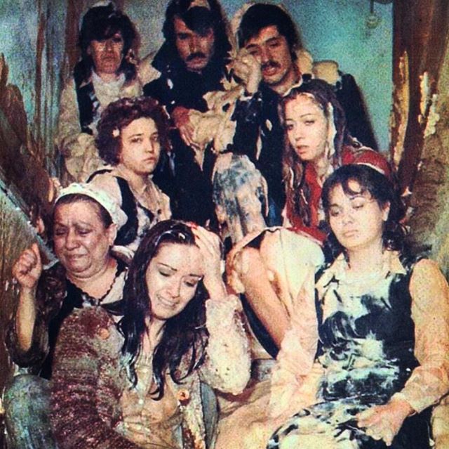 Gülen Gözler'in Kıvırcık Hasret'i adeta sırra kadem basmıştı! Lale Ilgaz'ın son hali 'zaman acımasız' dedirtti! 3