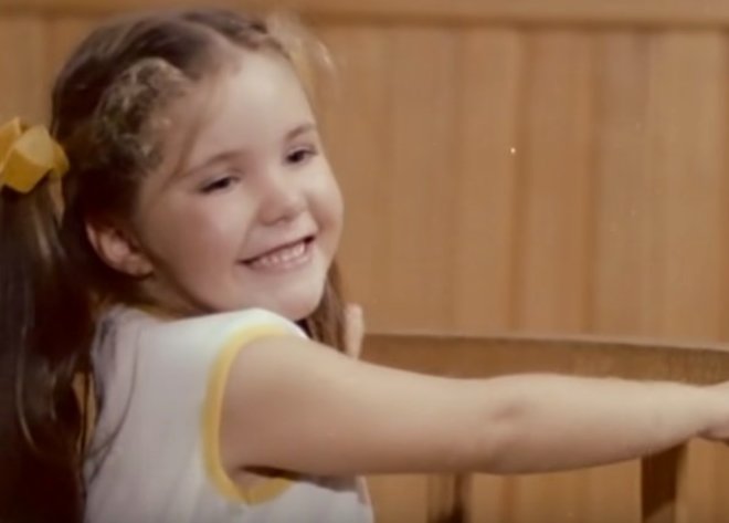 "Bu o tatlı kız mı?" Garip'in Fatoş'u 36 yılda öyle bir değişti ki... Ece Alton'un son hali şoke etti! 11