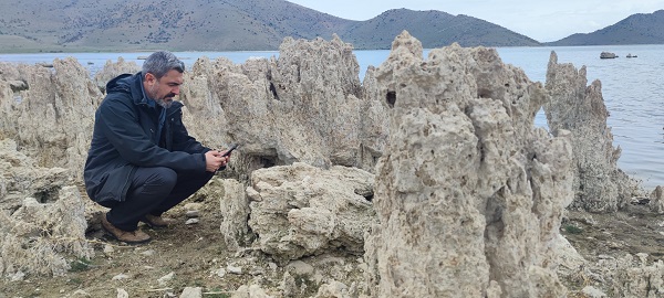 İklim değişikliği can sıkıyor! Sular çekildi ortaya bu manzara çıktı 9