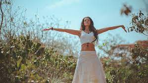 Asırlık insanlar uzun yaşamın sırlarını anlattı... 'Sürekli yatmayı sevmem, saat 6'dan sonra ağzıma lokma atmam' 18