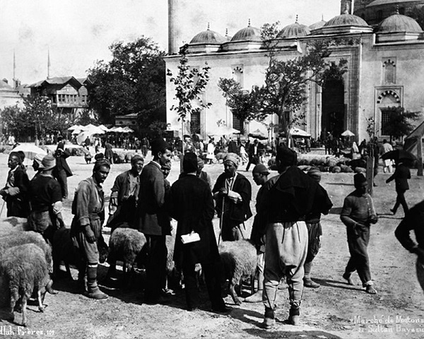 Nerede o eski bayramlar! İşte, geçmişten günümüze o görseller 13