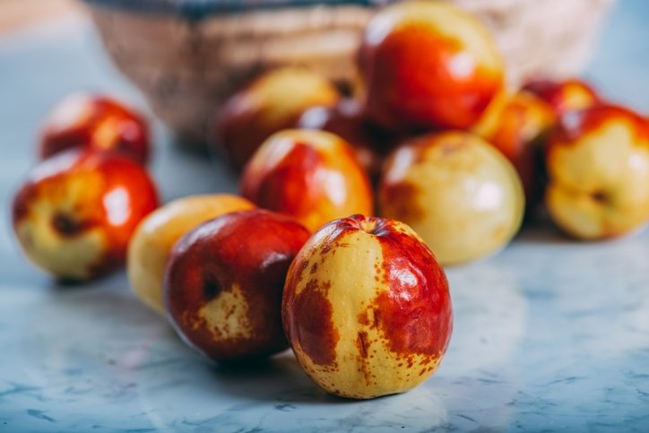 Antik zamanların şifa kaynağı! Yiyenin ömrü uzuyor: Günde 3 tanesi C vitamini depolarını fullüyor 13