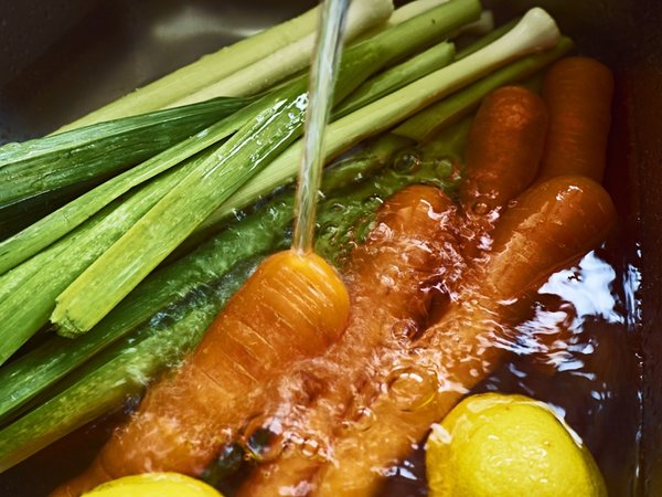 Sağlıklı diye yiyoruz ama bu şekilde tükettiğimizde bağırsaklarda parazite neden oluyor! Yemeden önce tekrar düşünün… 6