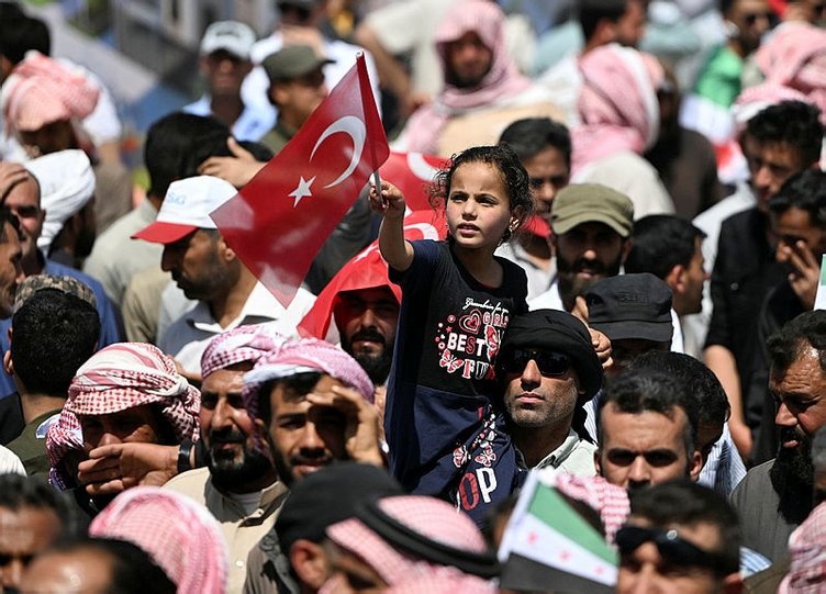 Suriyelilerin dönüş projesinde dev adım! Yıl sonuna kadar bitecek 16