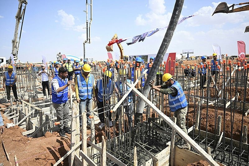 Suriyelilerin dönüş projesinde dev adım! Yıl sonuna kadar bitecek 17