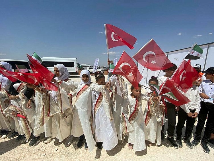 Suriyelilerin dönüş projesinde dev adım! Yıl sonuna kadar bitecek 9