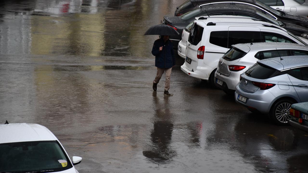 12 ile sarı uyarı: Kuvvetli yağış bekleniyor 10