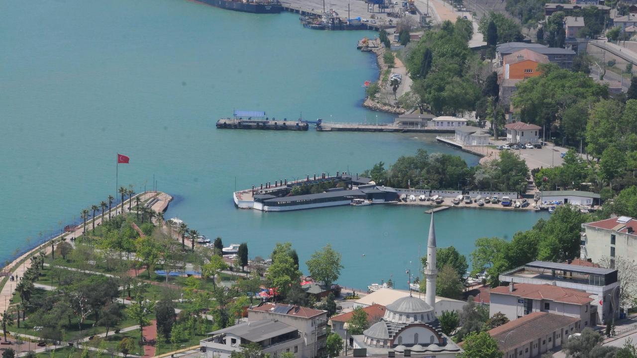 İzmit Körfezi turkuaz renge büründü 9