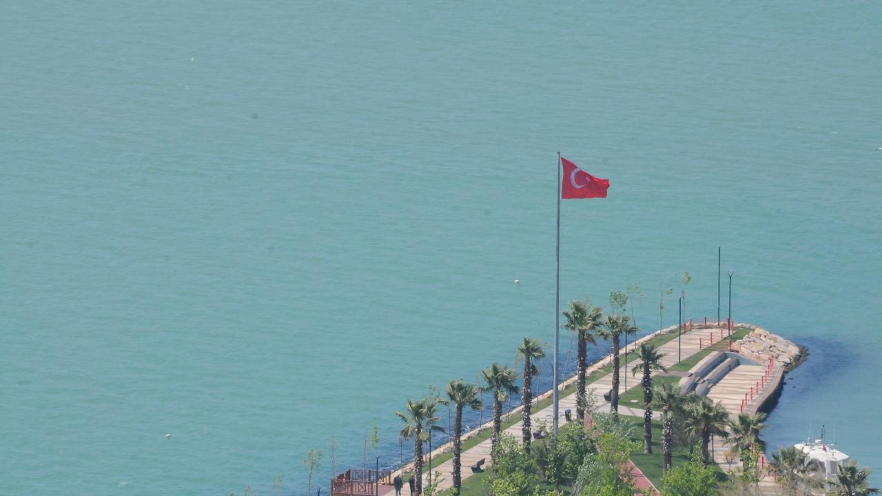 İzmit Körfezi turkuaz renge büründü 7