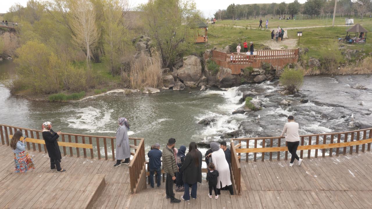 Seyrine doyumsuz göç başladı 5