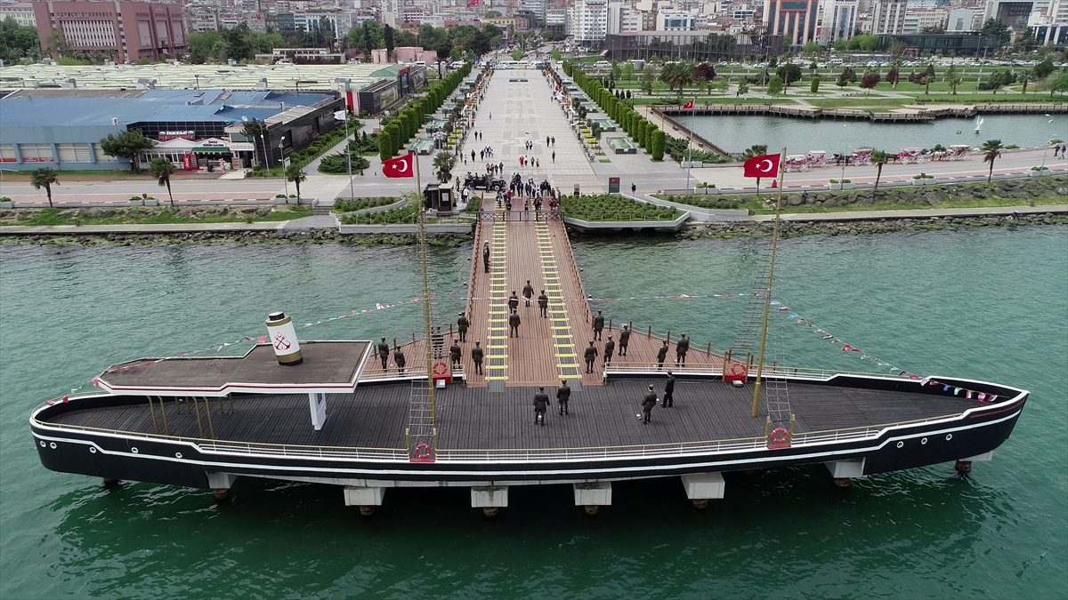 104 yıldır sönmeyen coşku… Atatürk'ün gençliğine armağanı 19 Mayıs 8