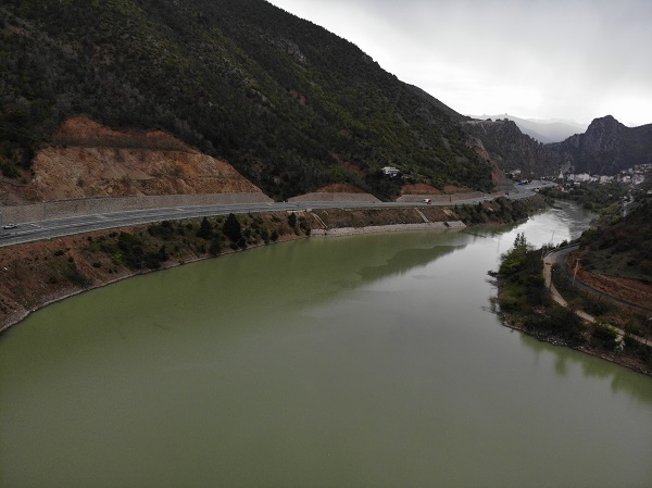 Adeta çöle dönmüştü! Torul Baraj Gölü’nde son durum 7