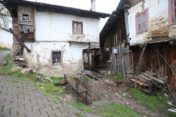 Bu köyde bir daha oy kullanılmayacak! 3