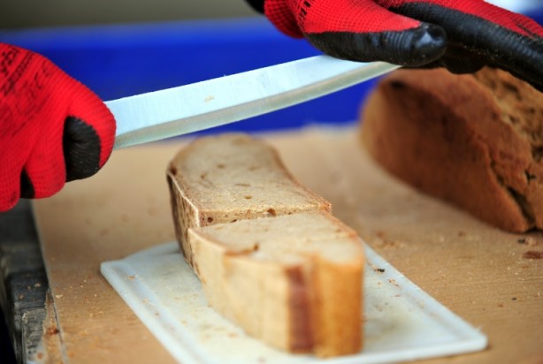 Bu leziz yemekler insanlar için değil! Bakın bu özel fırın kimler için çalışıyor 8