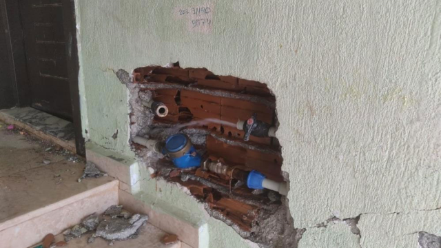 depremzedelere-buyuk-ayip-gordukleri-manzaraya-15897706_3820_m