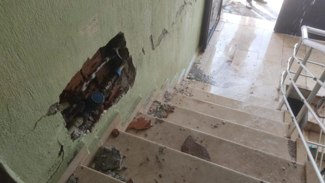 depremzedelere-buyuk-ayip-gordukleri-manzaraya-15897706_5484_m