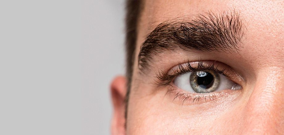 Bu belirtilere çok dikkat edin! Gözünüzün önünde bir şeyler mi uçuşuyor? 6