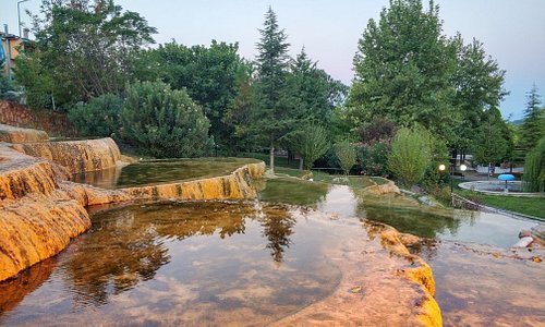 Herkes buraya akın ediyor! Şifalı kırmızı suyun sırrı ne? 6