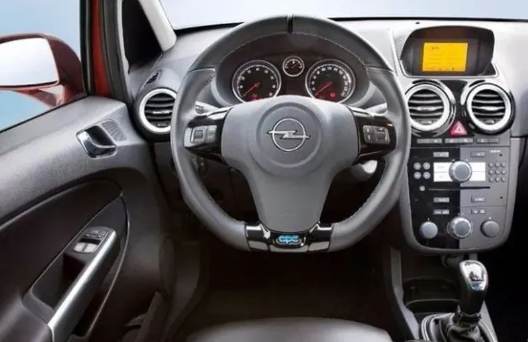 Otomobillerin gizli özellikleri! Silecek ve sinyal kolunu aynı anda kendinize çektiğinizde.. 8