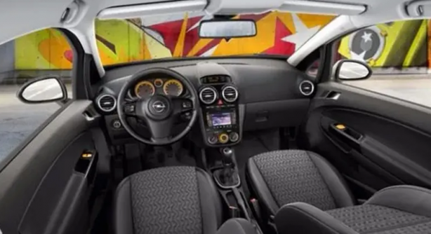 Otomobillerin gizli özellikleri! Silecek ve sinyal kolunu aynı anda kendinize çektiğinizde.. 5