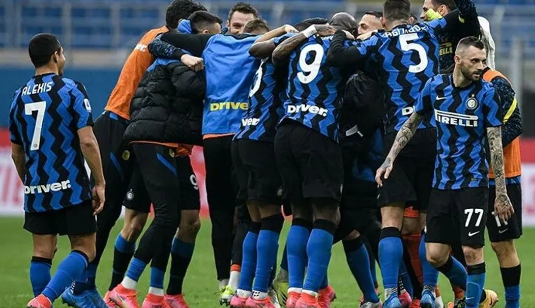 Tanıtımda dikkat çeken detaylar! İşte UEFA'nın Türkiye'den seçtikleri 2