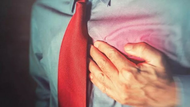 Uzmanlardan hayati uyarı! Sabahları bunu yapan kalp krizi geçiriyor 9